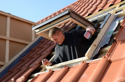Pose de fenêtres de toit Velux à Beaugas